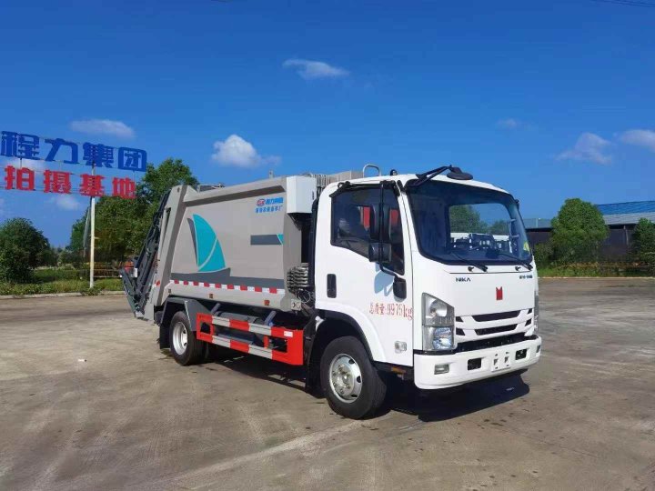 五十铃铃咖压缩垃圾车